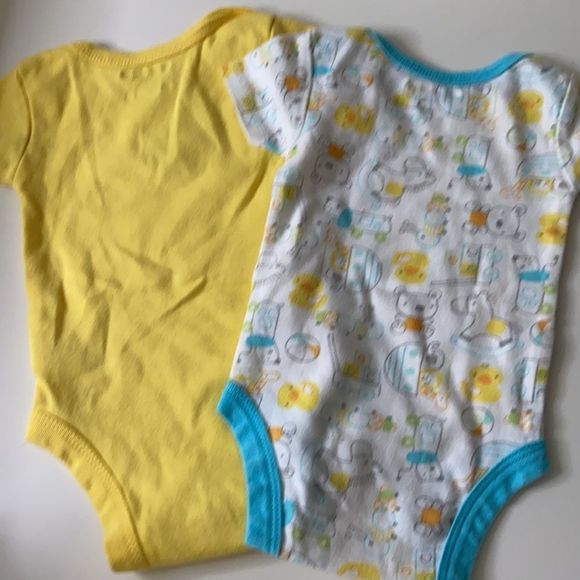 🌵 Bundle to save 3/$10 TWO for ONE! 0-3 onesie - Picture 7 of 7